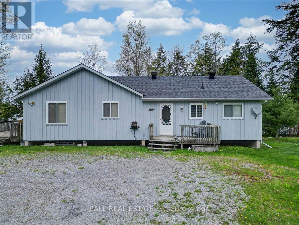 305 Terry's Lane, Addington Highlands, Ontario  K0L 1W0 - Photo 4 - X12158816