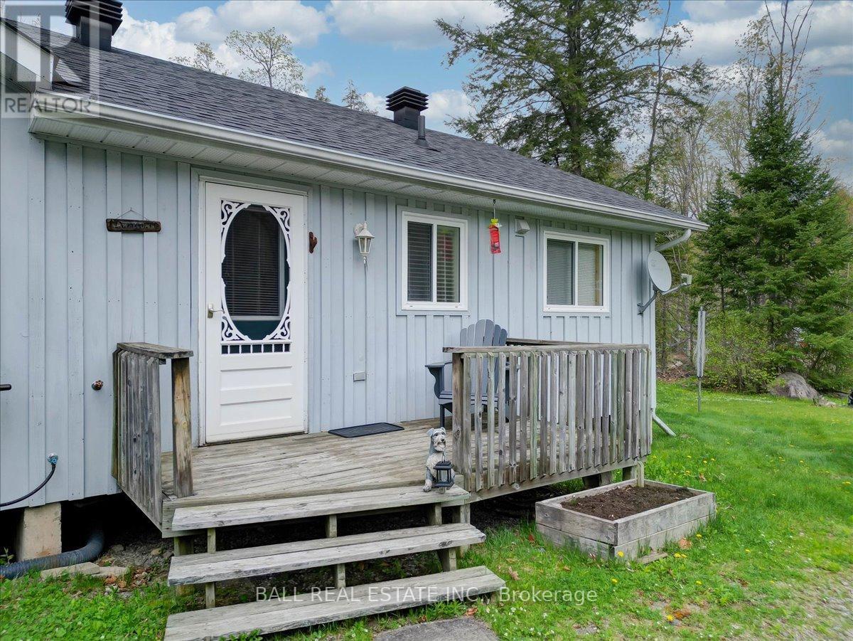 305 Terry's Lane, Addington Highlands, Ontario  K0L 1W0 - Photo 6 - X12158816