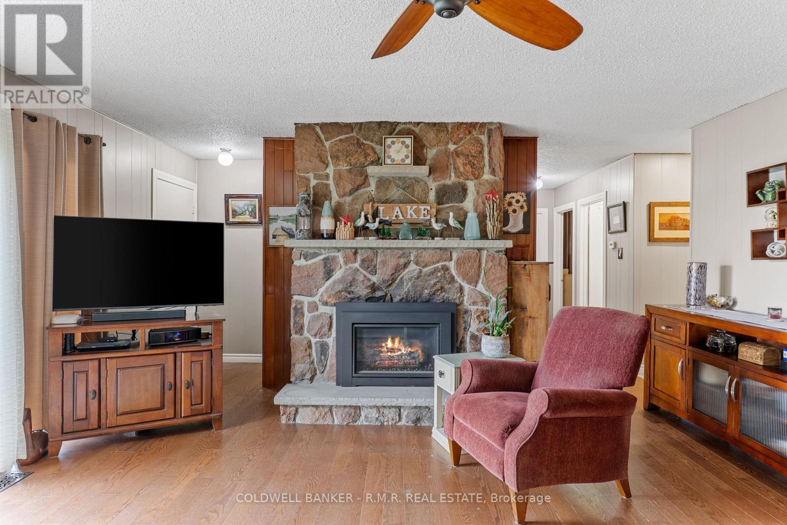 200 Charlore Park Drive, Kawartha Lakes (Omemee), Ontario  K0L 2W0 - Photo 9 - X12159213