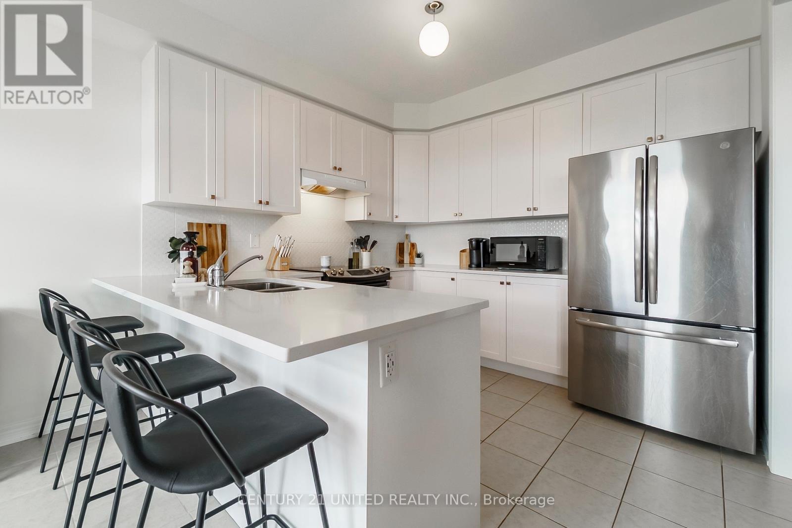 23 Veterans Road, Otonabee-South Monaghan, Ontario  K9J 0K2 - Photo 17 - X12159226