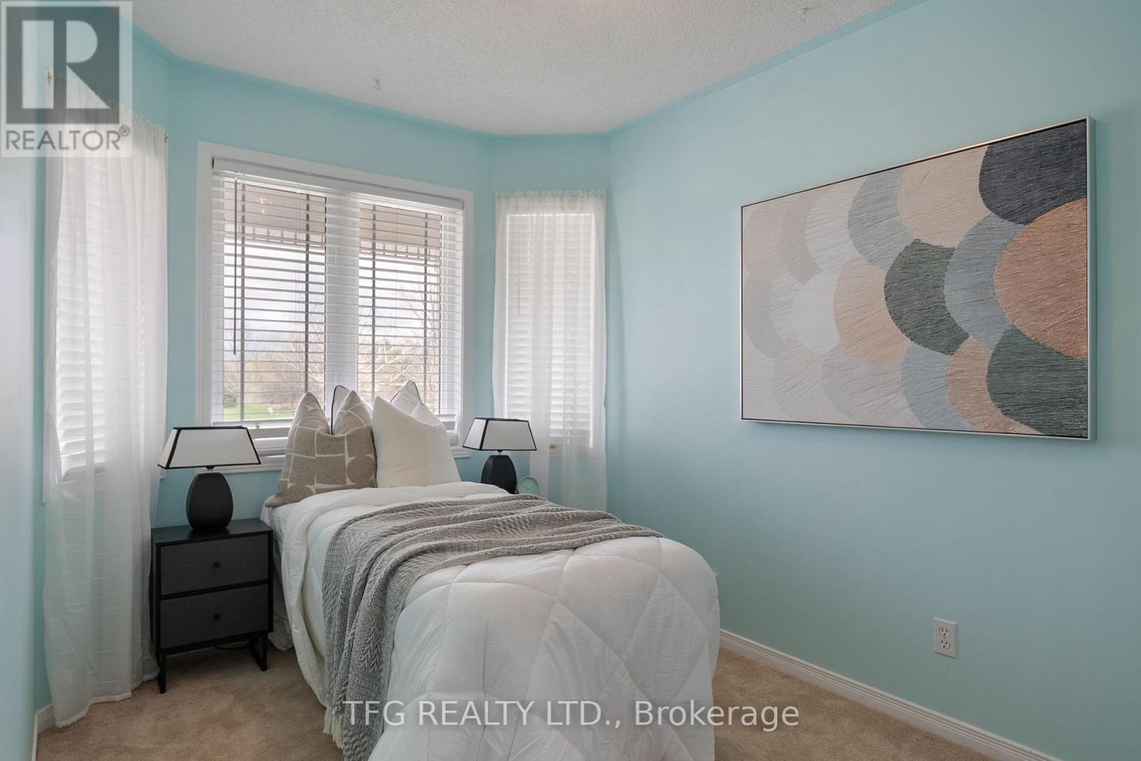 840 Wentworth Street, Peterborough West (Central), Ontario  K9J 8R8 - Photo 16 - X12159556