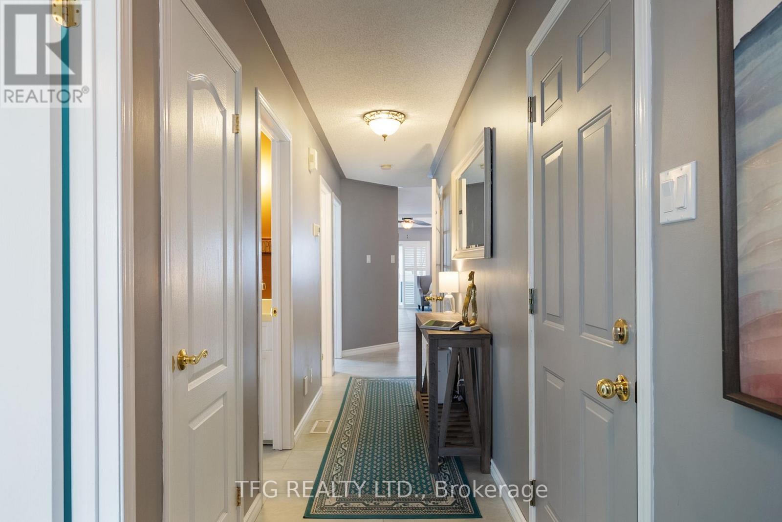 840 Wentworth Street, Peterborough West (Central), Ontario  K9J 8R8 - Photo 3 - X12159556