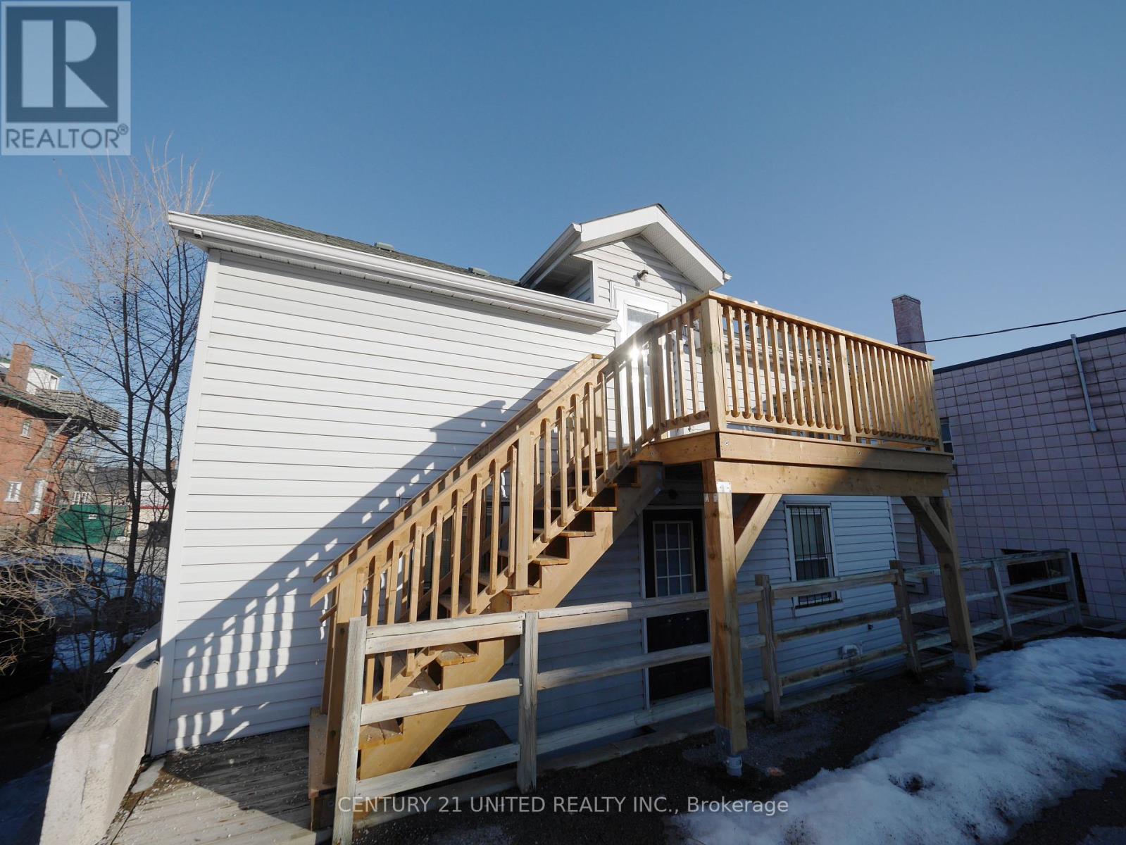 381a Queen Street, Peterborough Central (North), Ontario  K9H 3J7 - Photo 16 - X12159572