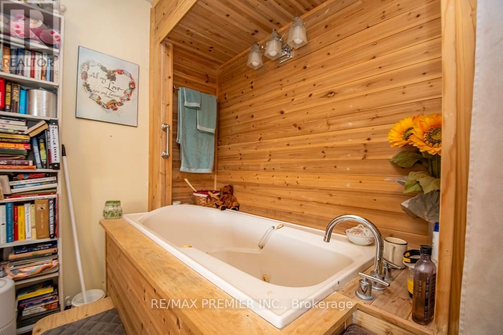 2704 Television Road, Douro-Dummer, Ontario  K9L 1E5 - Photo 17 - X12159344
