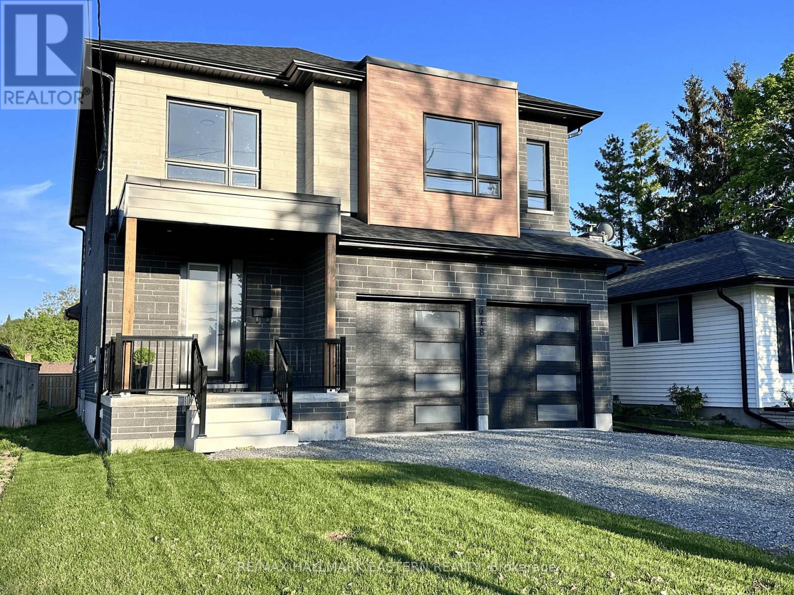 678 Otonabee Drive, Peterborough South (East), Ontario  K9J 7P9 - Photo 1 - X12159603