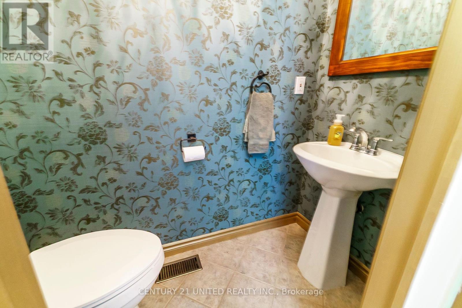 2416 Denure Drive, Peterborough West (North), Ontario  K9K 2L4 - Photo 20 - X12159741