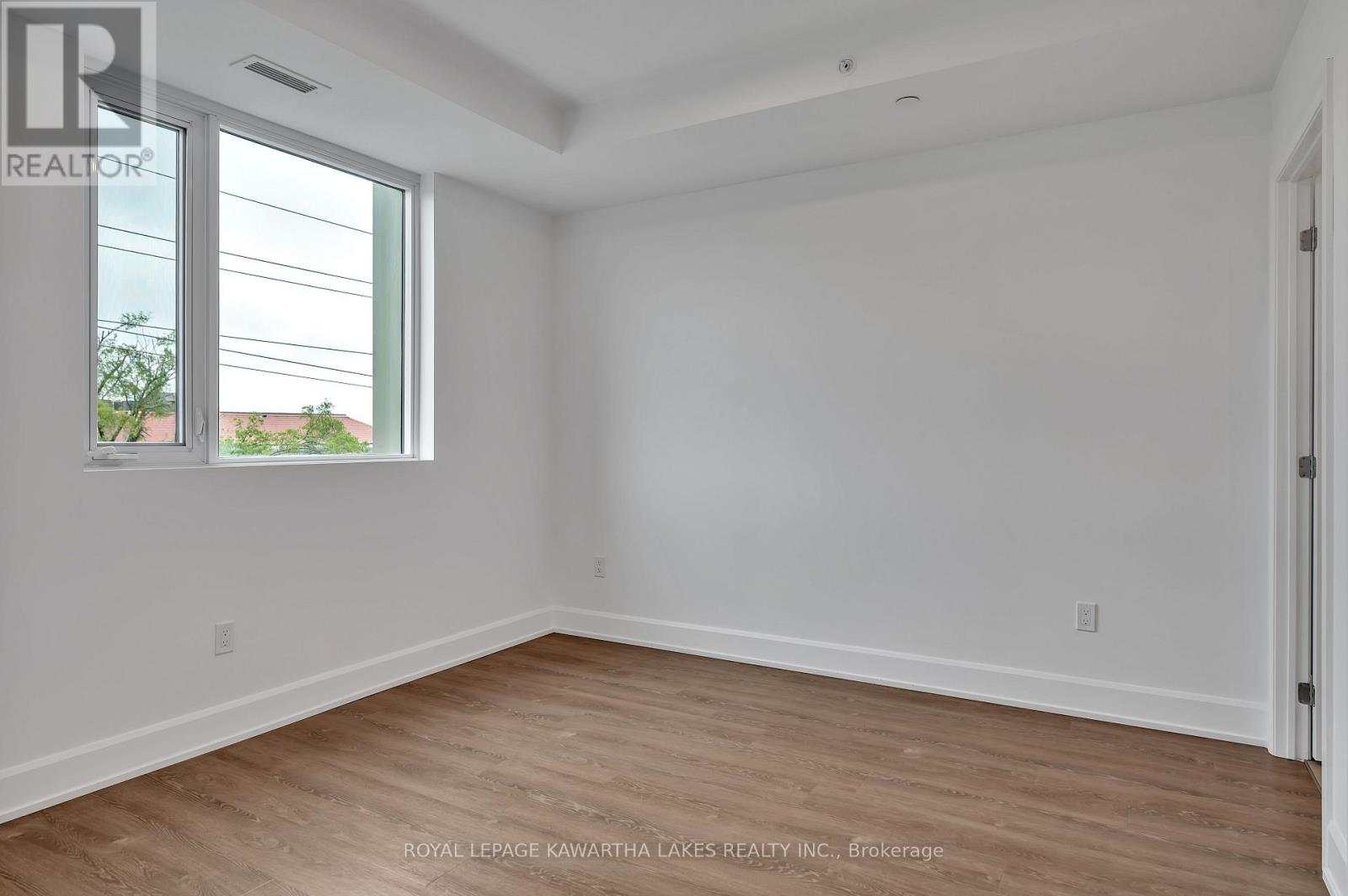 404 - 195 Hunter Street E, Peterborough East (Central), Ontario  K9H 1G9 - Photo 21 - X12159782
