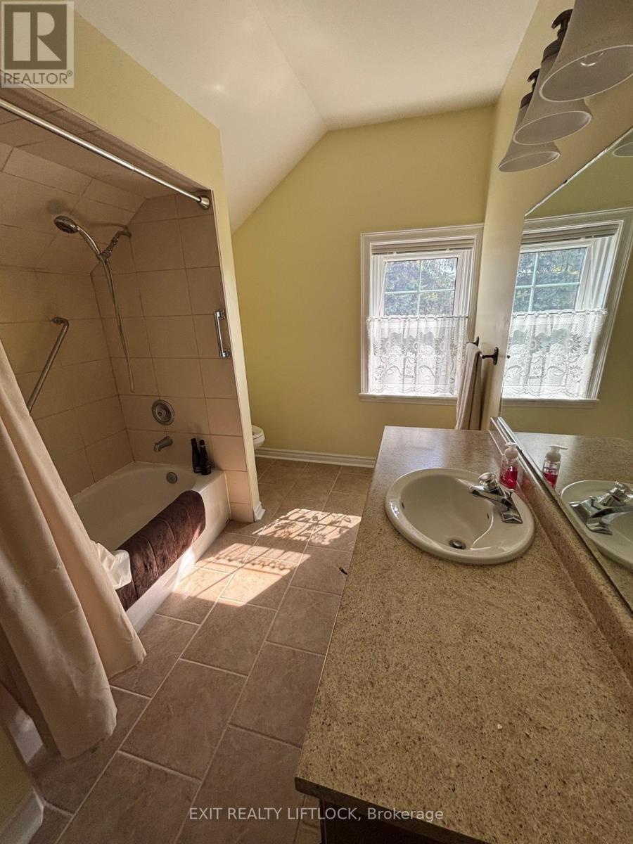 1266 Morton Line, Cavan Monaghan (Cavan Twp), Ontario  L0A 1C0 - Photo 15 - X12160003