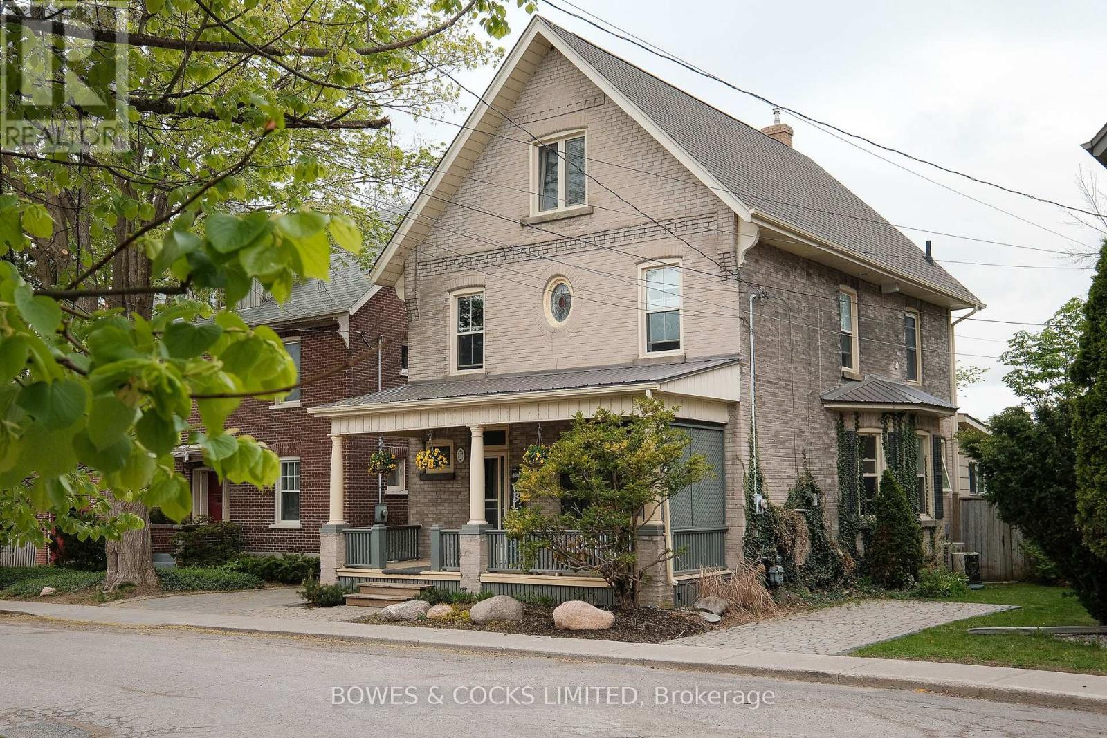 247 Engleburn Avenue, Peterborough (Ashburnham), Ontario  K9H 1S5 - Photo 1 - X12160439