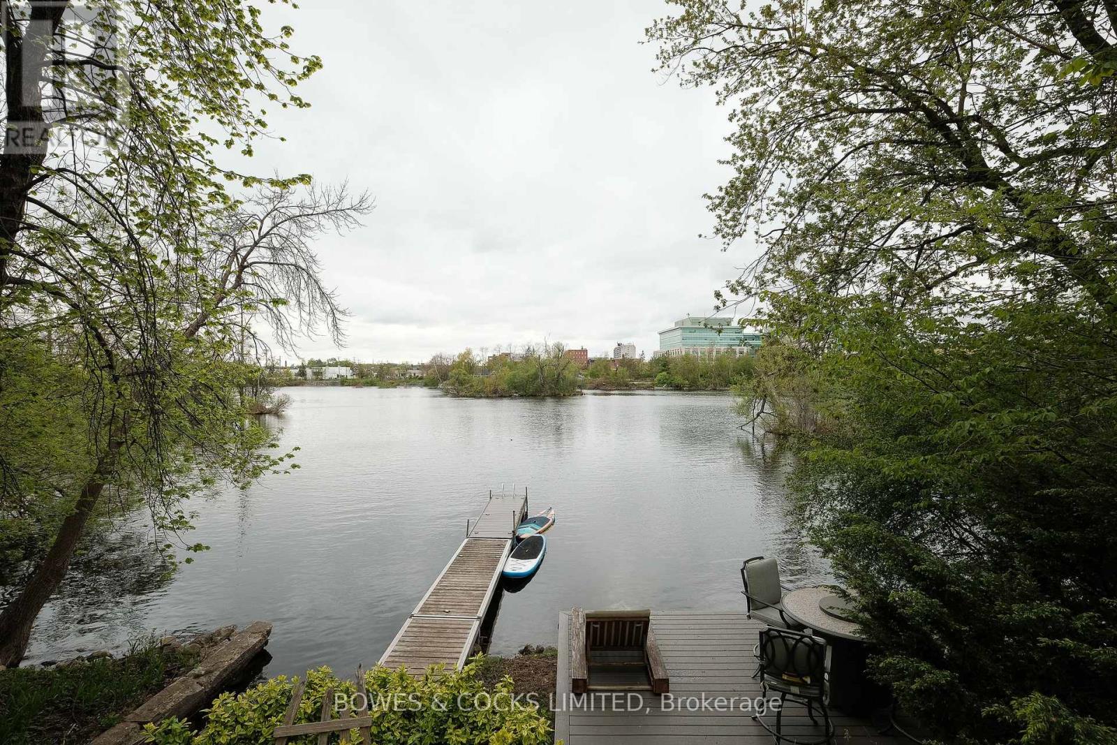 247 Engleburn Avenue, Peterborough (Ashburnham), Ontario  K9H 1S5 - Photo 43 - X12160439