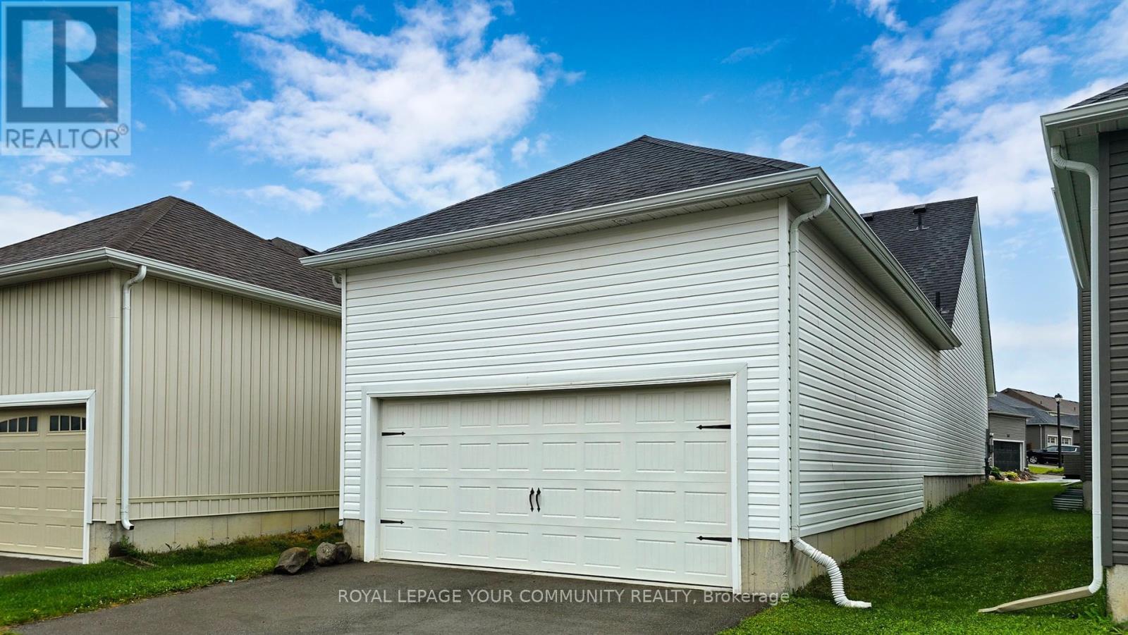 606 Haylock Gardens, Peterborough North (North), Ontario  K9H 0G4 - Photo 46 - X12160792
