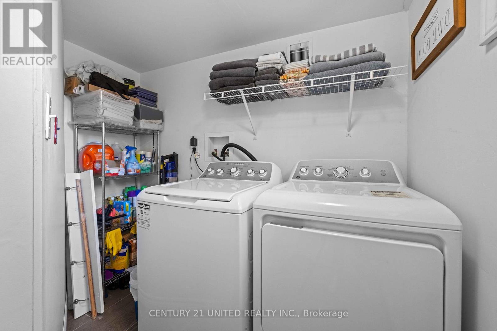 27 St Patrick Street, Kawartha Lakes (Lindsay), Ontario  K9V 1R2 - Photo 21 - X12160867