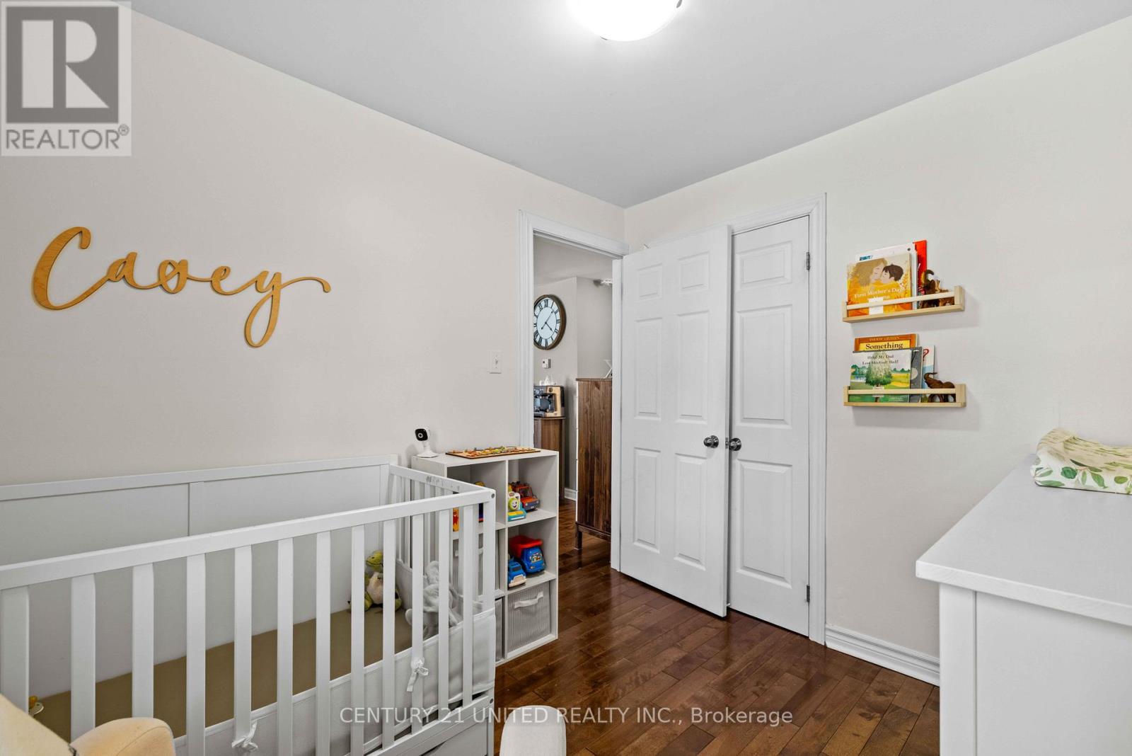 27 St Patrick Street, Kawartha Lakes (Lindsay), Ontario  K9V 1R2 - Photo 8 - X12160867