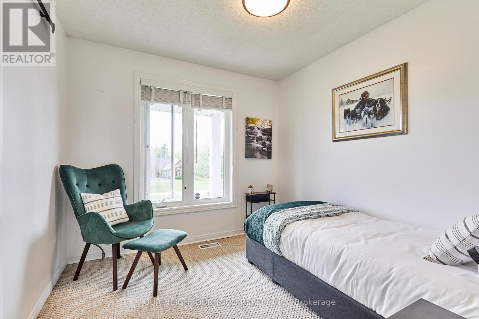 32 Blue Water Avenue, Kawartha Lakes (Fenelon), Ontario  K9V 0K6 - Photo 27 - X12161587