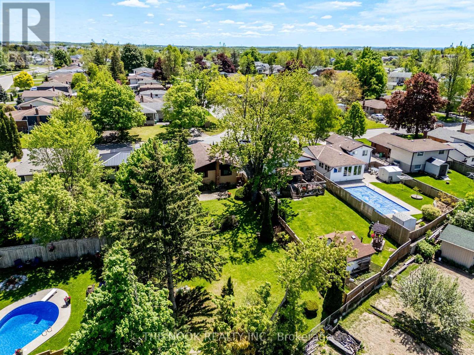 21 Rideau Crescent, Peterborough South (East), Ontario  K9J 1G7 - Photo 16 - X12161591