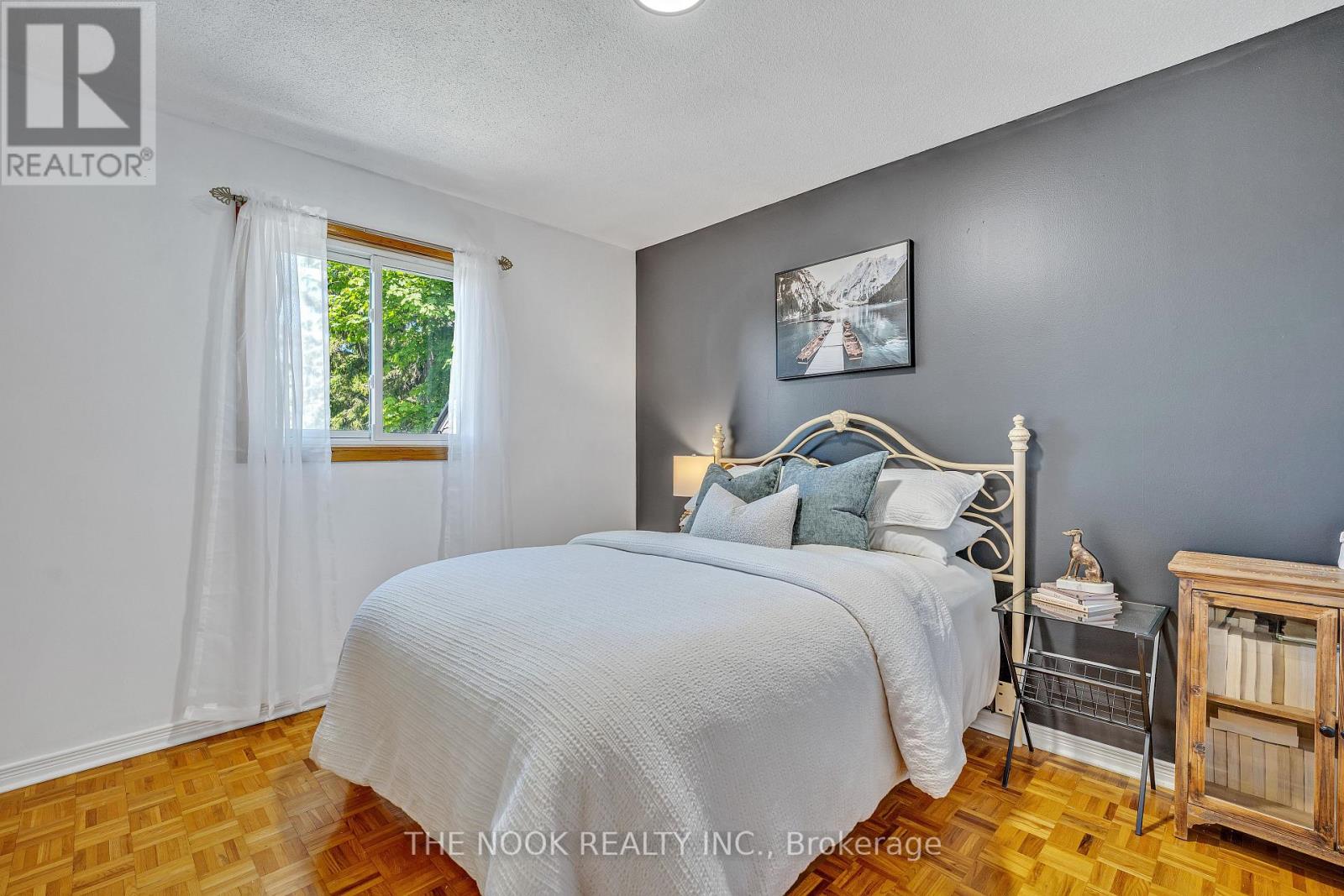 21 Rideau Crescent, Peterborough South (East), Ontario  K9J 1G7 - Photo 8 - X12161591