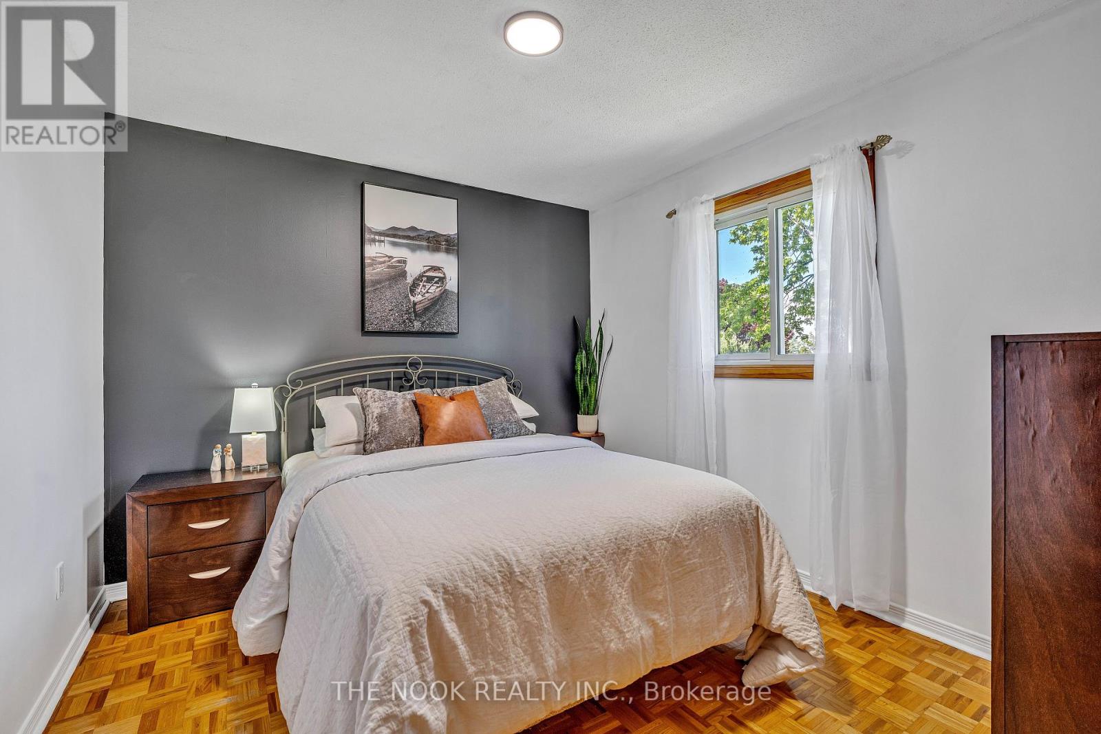 21 Rideau Crescent, Peterborough South (East), Ontario  K9J 1G7 - Photo 9 - X12161591