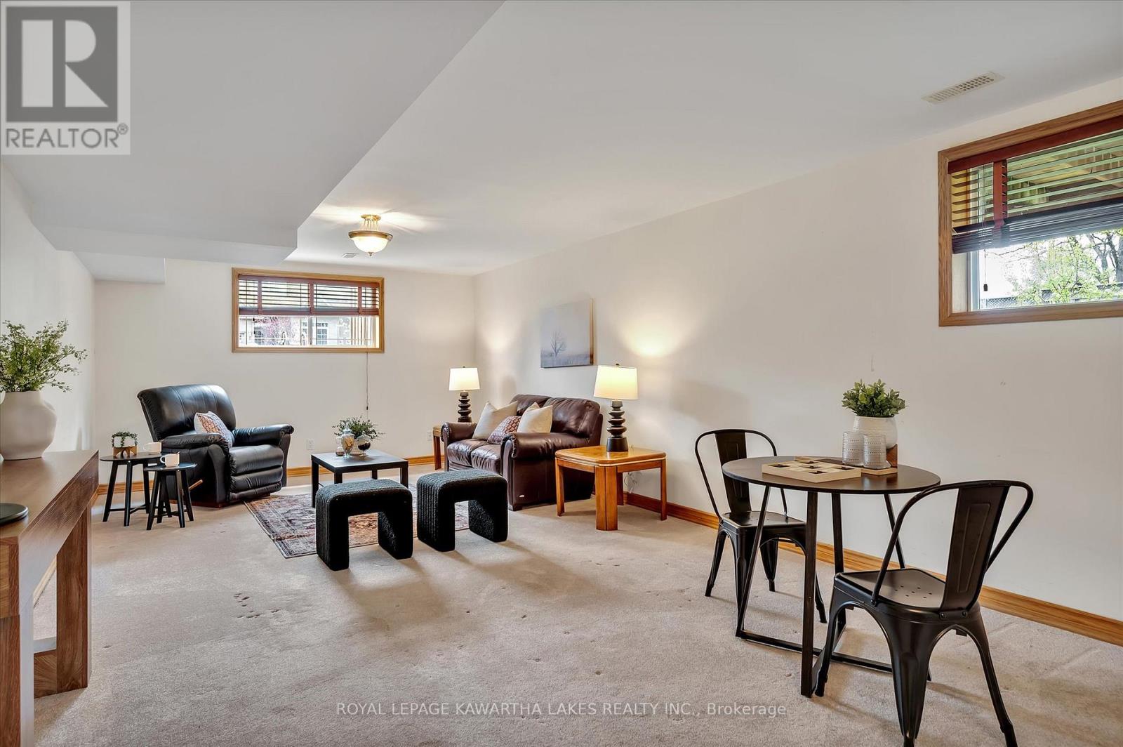 1 William Booth Crescent, Kawartha Lakes (Lindsay), Ontario  K9V 6E1 - Photo 44 - X12161671