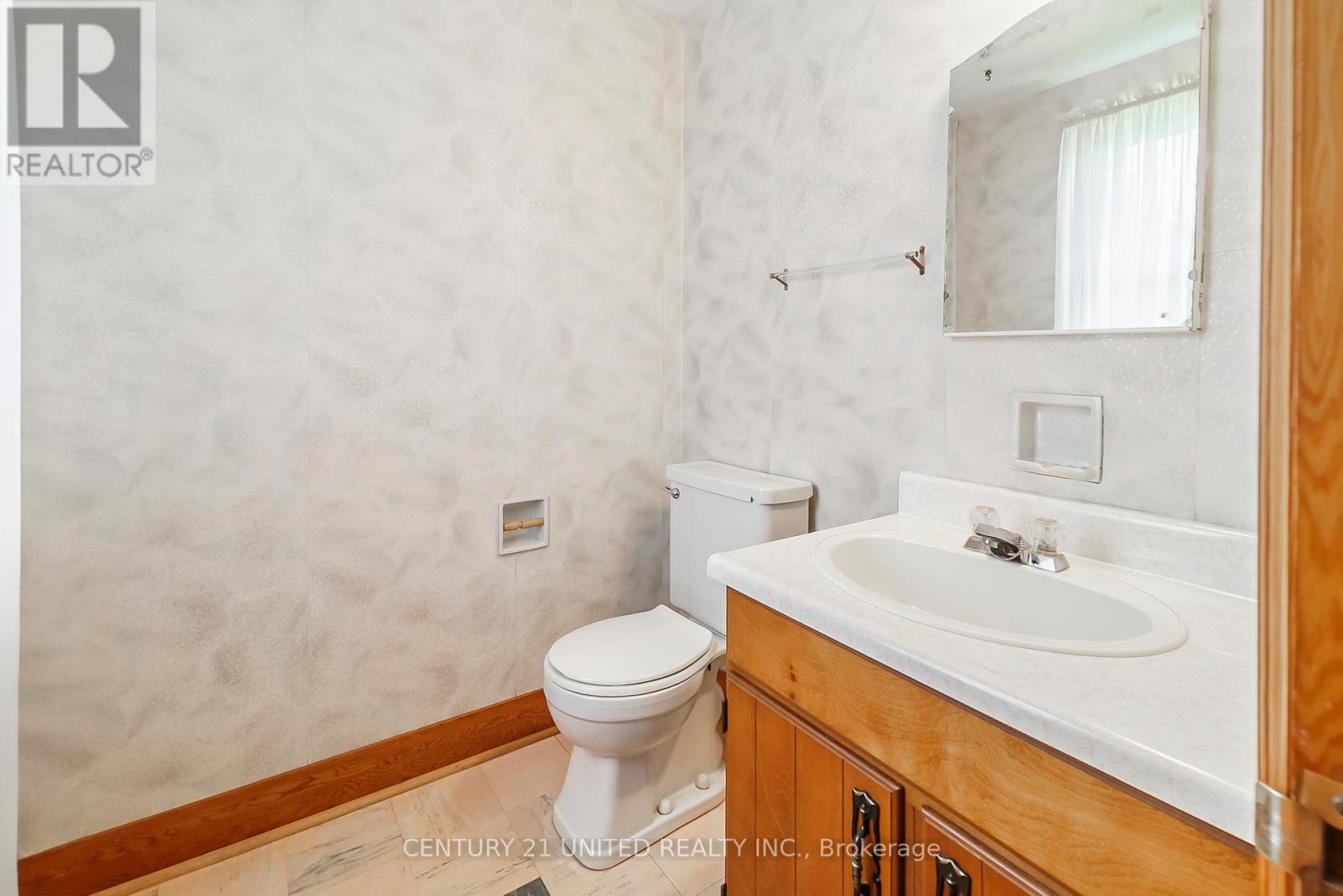 1486 Glencairn Avenue, Peterborough West (North), Ontario  K9J 6S3 - Photo 23 - X12161725