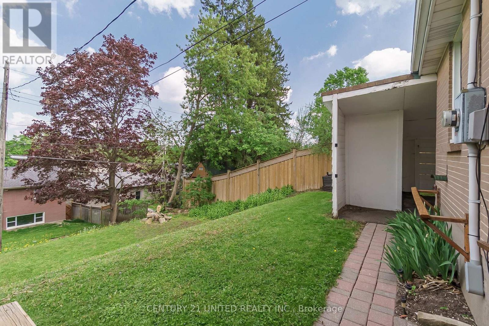 1486 Glencairn Avenue, Peterborough West (North), Ontario  K9J 6S3 - Photo 27 - X12161725