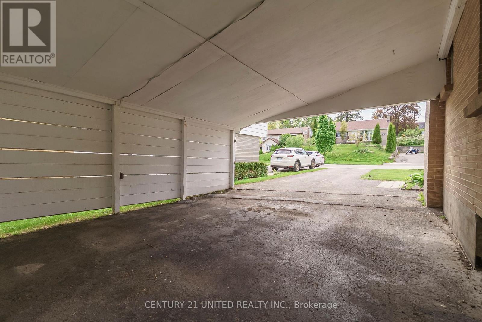 1486 Glencairn Avenue, Peterborough West (North), Ontario  K9J 6S3 - Photo 30 - X12161725