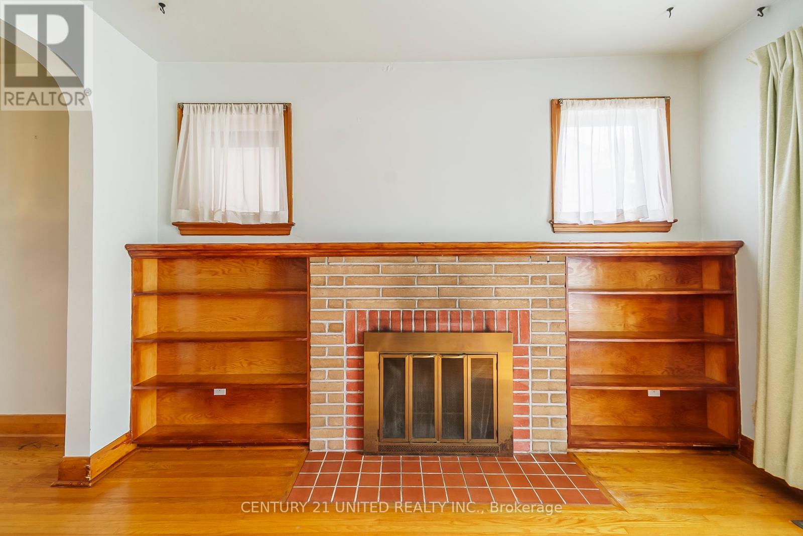 1486 Glencairn Avenue, Peterborough West (North), Ontario  K9J 6S3 - Photo 8 - X12161725