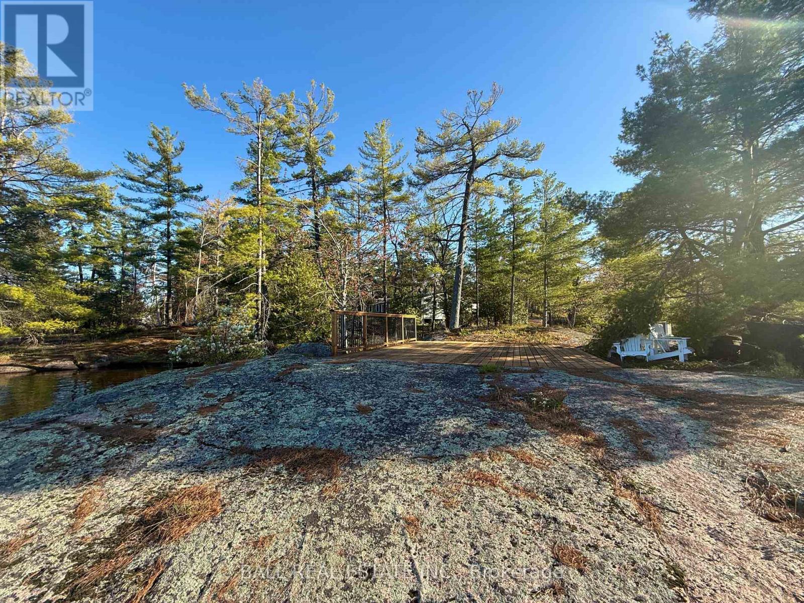 1020 Island 35, Stoney Lake, Douro-Dummer, Ontario  K0L 2H0 - Photo 34 - X12161931