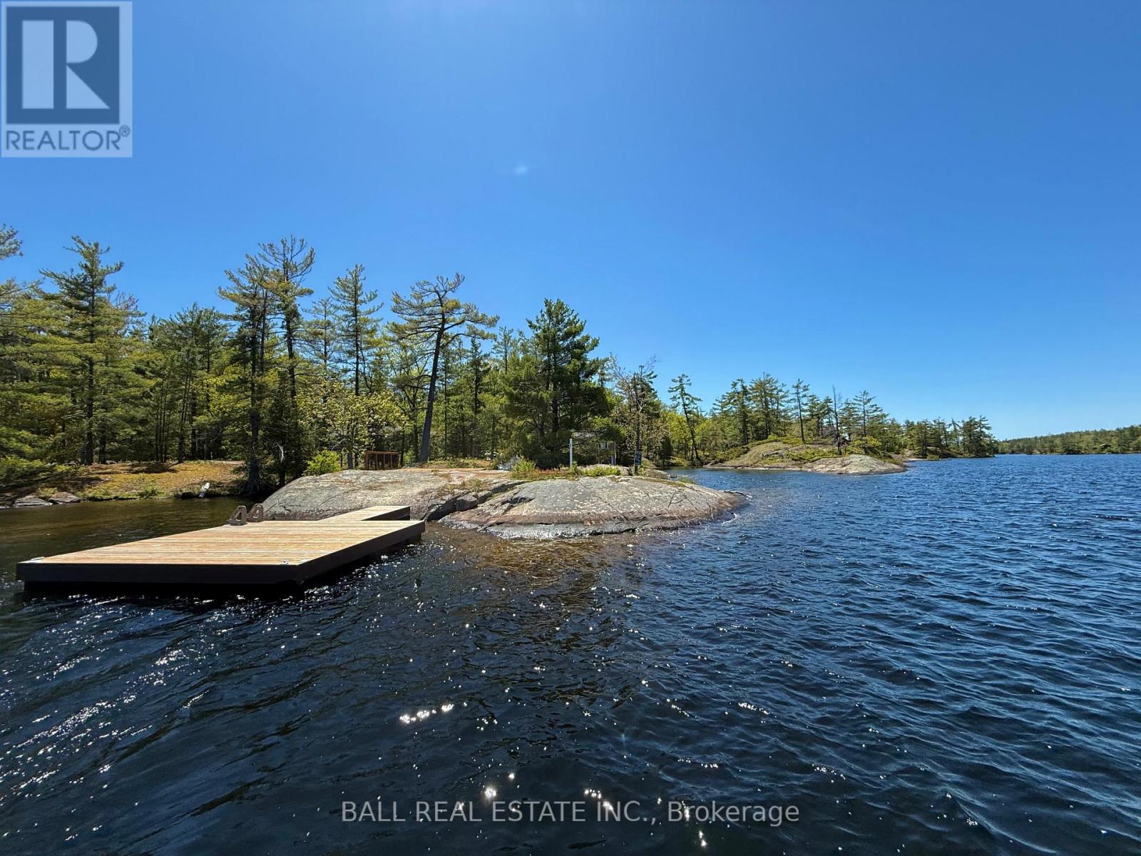 1020 Island 35, Stoney Lake, Douro-Dummer, Ontario  K0L 2H0 - Photo 37 - X12161931