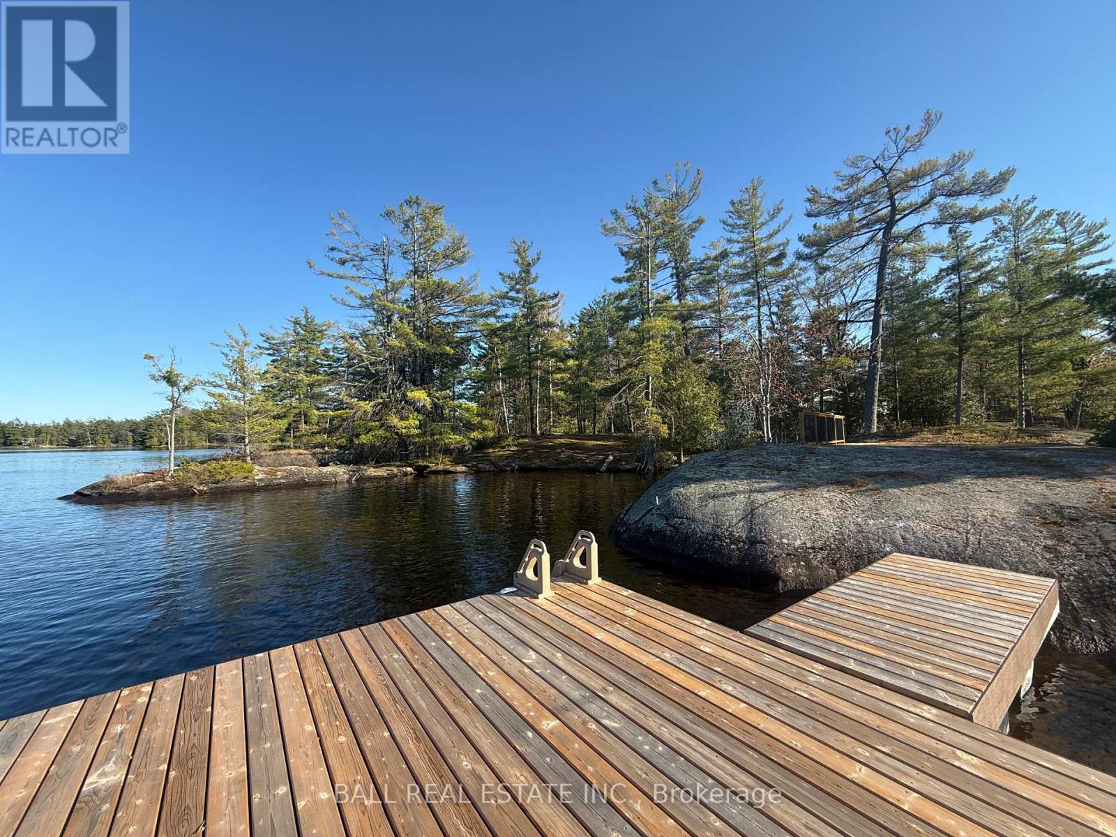 1020 Island 35, Stoney Lake, Douro-Dummer, Ontario  K0L 2H0 - Photo 4 - X12161931
