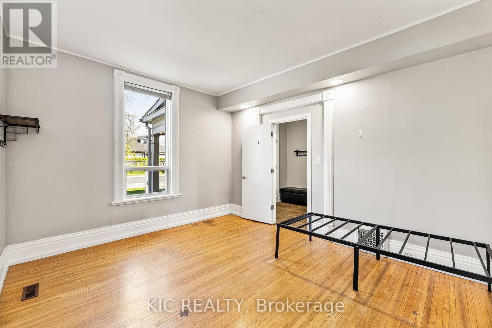 762 Water Street, Peterborough North (South), Ontario  K9H 3N6 - Photo 18 - X12162768