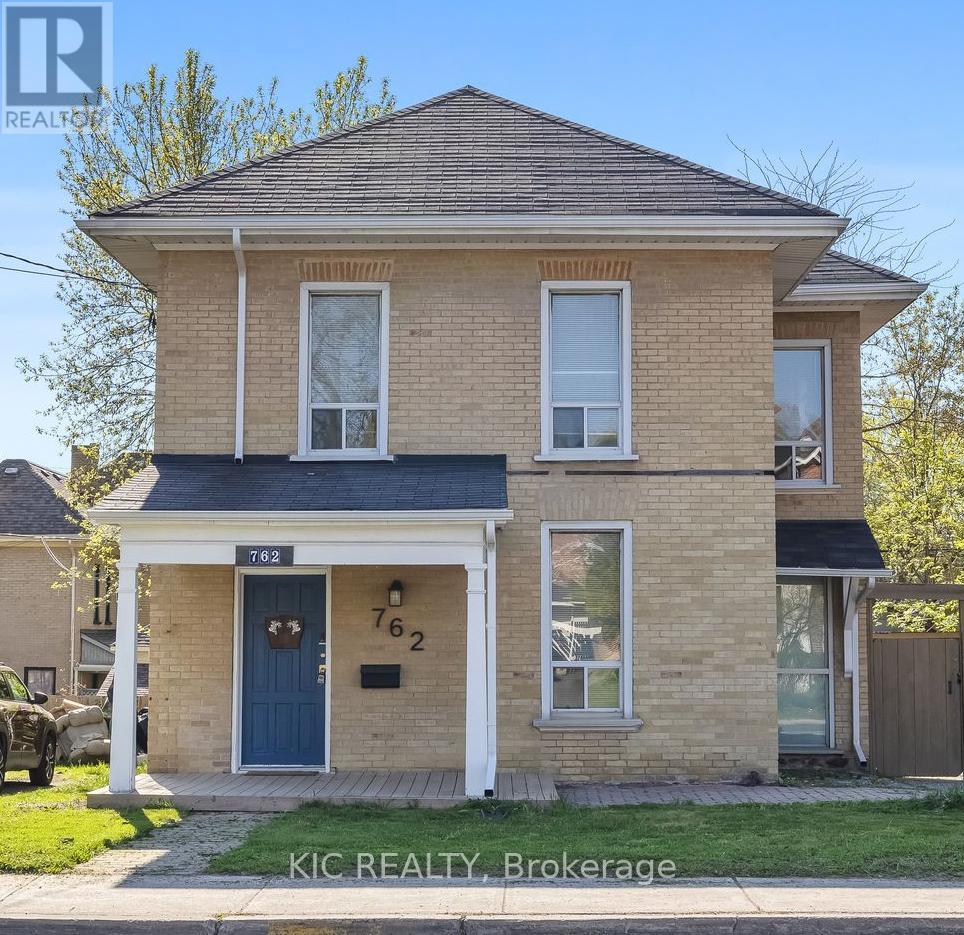 762 Water Street, Peterborough North (South), Ontario  K9H 3N6 - Photo 2 - X12162768