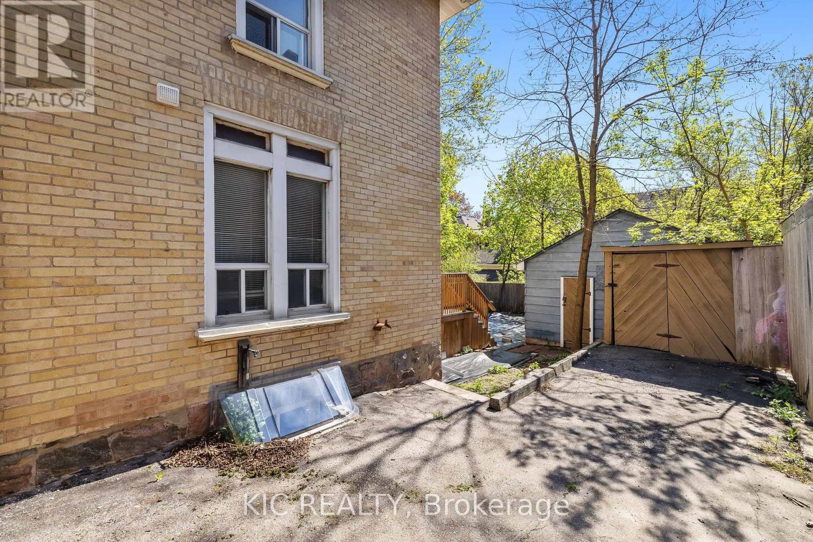 762 Water Street, Peterborough North (South), Ontario  K9H 3N6 - Photo 29 - X12162768