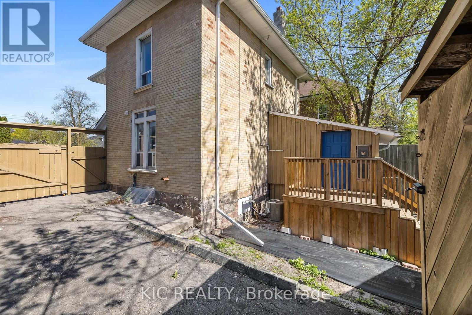 762 Water Street, Peterborough North (South), Ontario  K9H 3N6 - Photo 30 - X12162768
