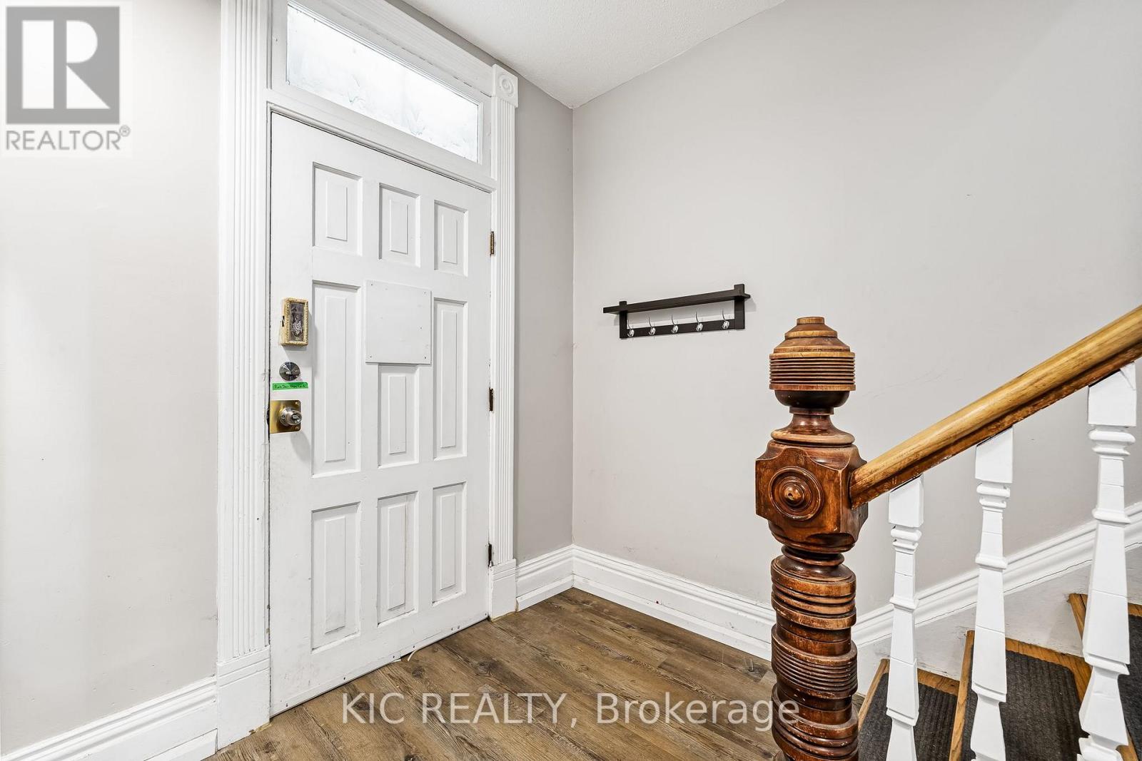 762 Water Street, Peterborough North (South), Ontario  K9H 3N6 - Photo 6 - X12162768