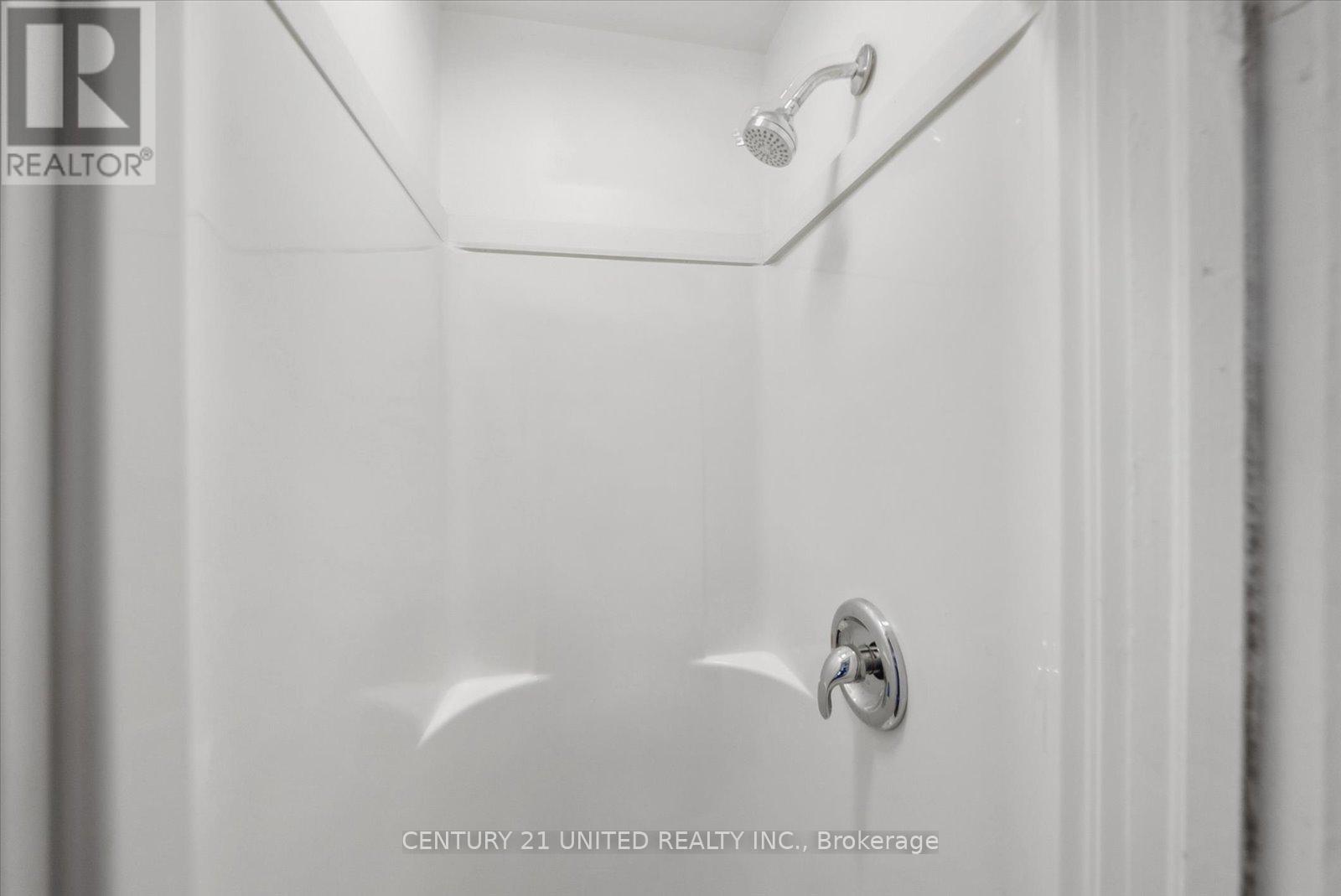 252 London Street, Peterborough Central (North), Ontario  K9H 2Z2 - Photo 23 - X12162896