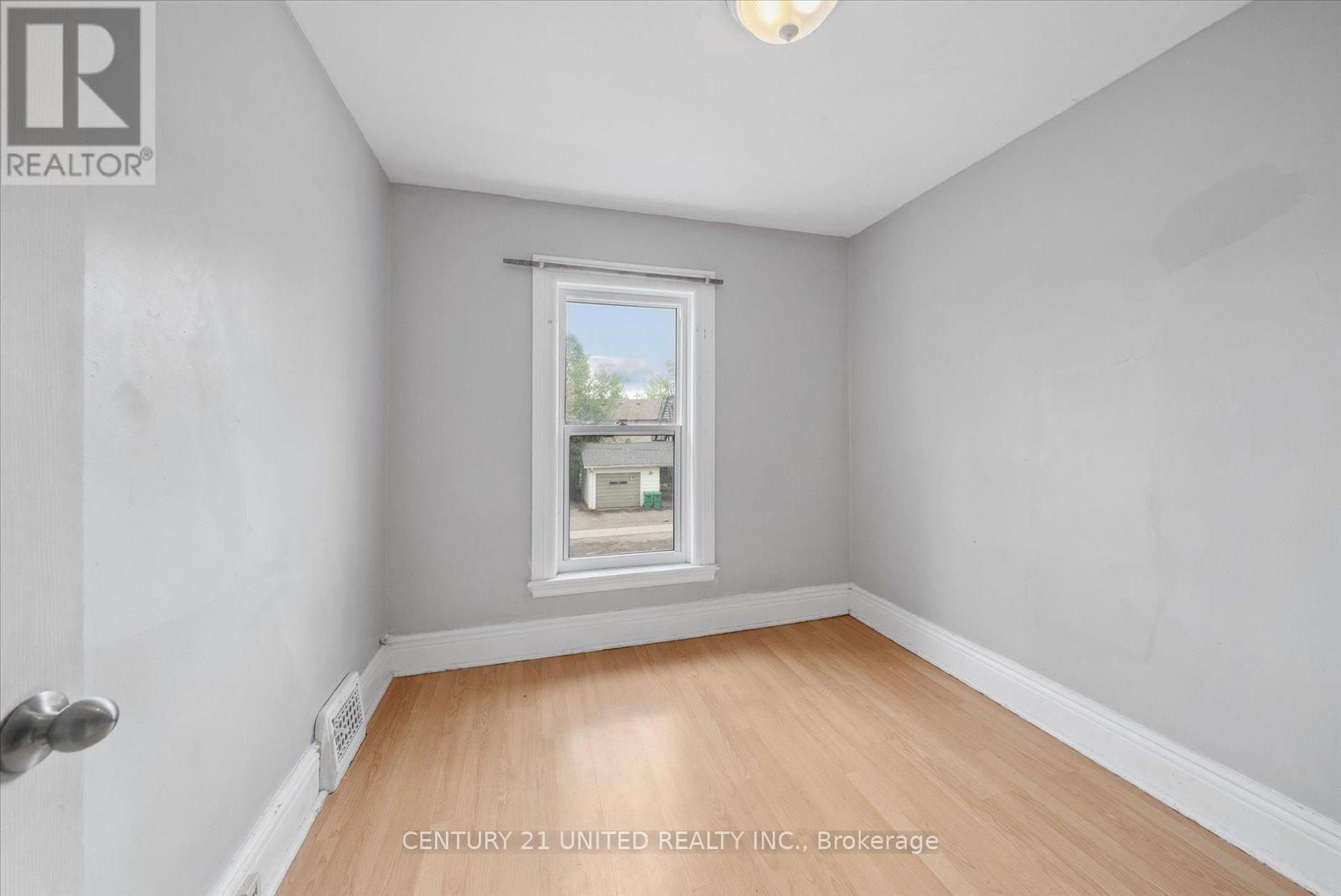 252 London Street, Peterborough Central (North), Ontario  K9H 2Z2 - Photo 24 - X12162896