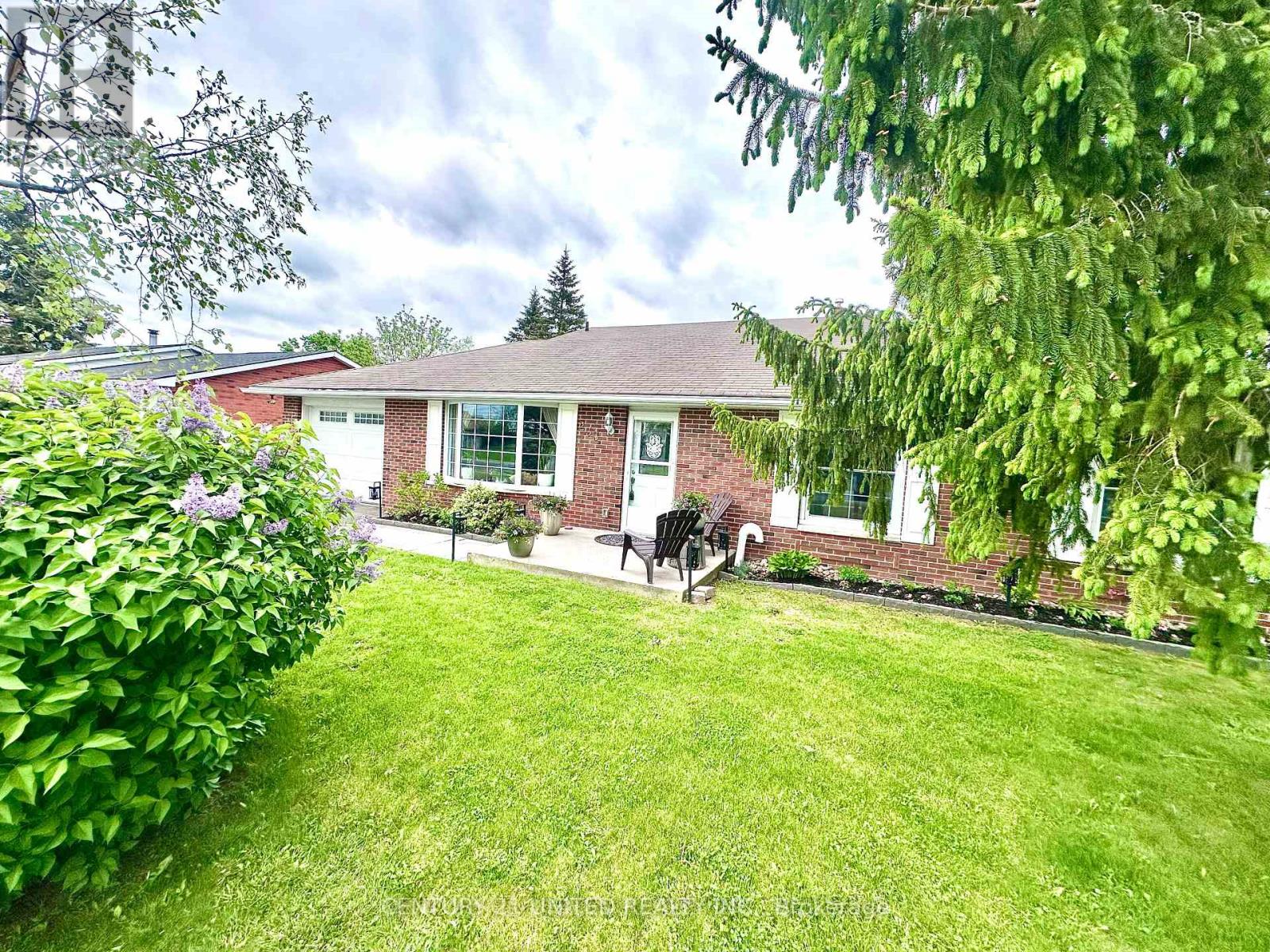 233 Market Street, Trent Hills (Campbellford), Ontario  K0L 1L0 - Photo 2 - X12163021