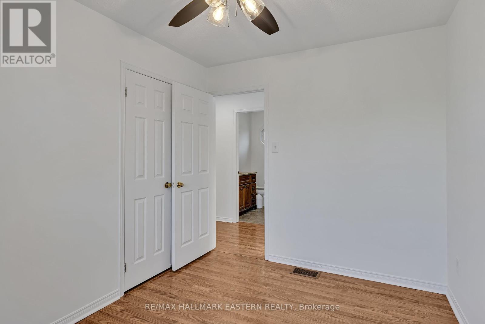 1118 Huntington Circle, Peterborough West (South), Ontario  K9K 2A8 - Photo 32 - X12163519