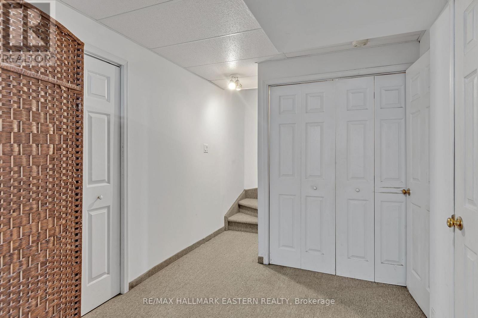 1118 Huntington Circle, Peterborough West (South), Ontario  K9K 2A8 - Photo 34 - X12163519