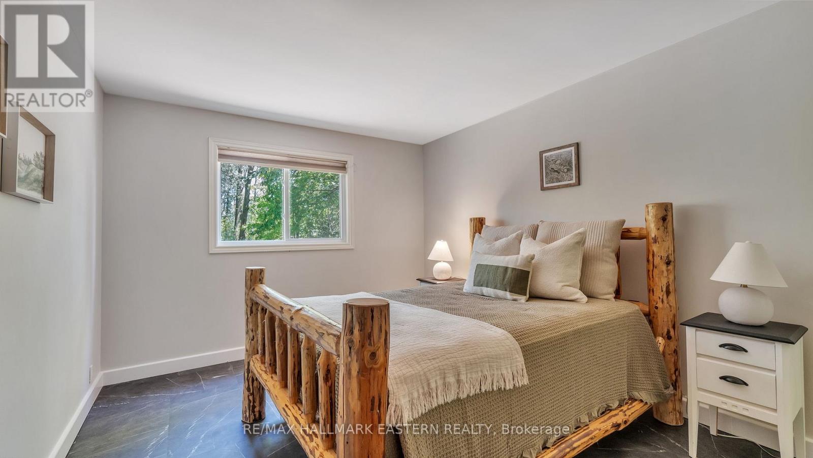 215 Fife's Bay Road, Selwyn, Ontario  K9J 0C6 - Photo 26 - X12163738
