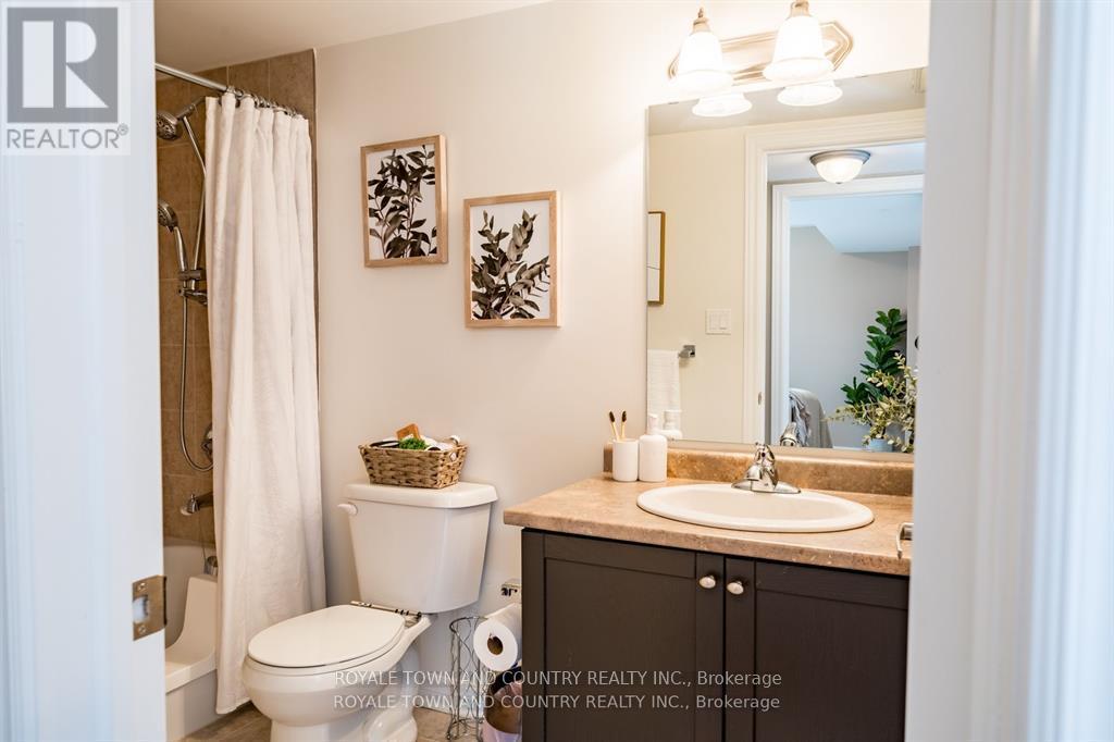 17 Logan Lane, Kawartha Lakes (Lindsay), Ontario  K9V 0L3 - Photo 28 - X12165080