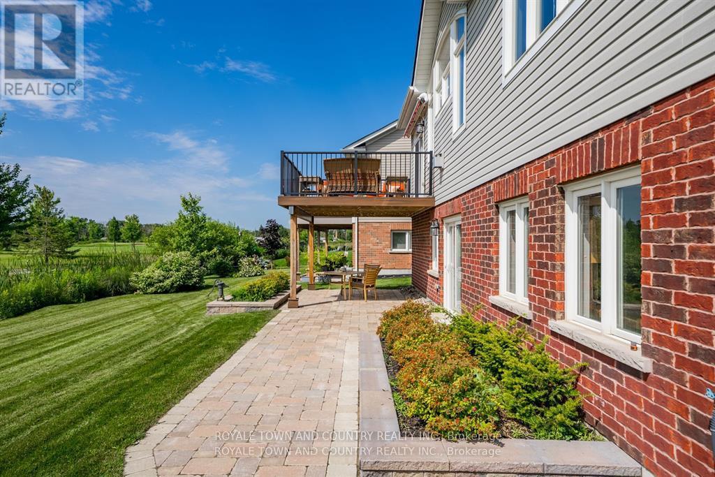 17 Logan Lane, Kawartha Lakes (Lindsay), Ontario  K9V 0L3 - Photo 34 - X12165080