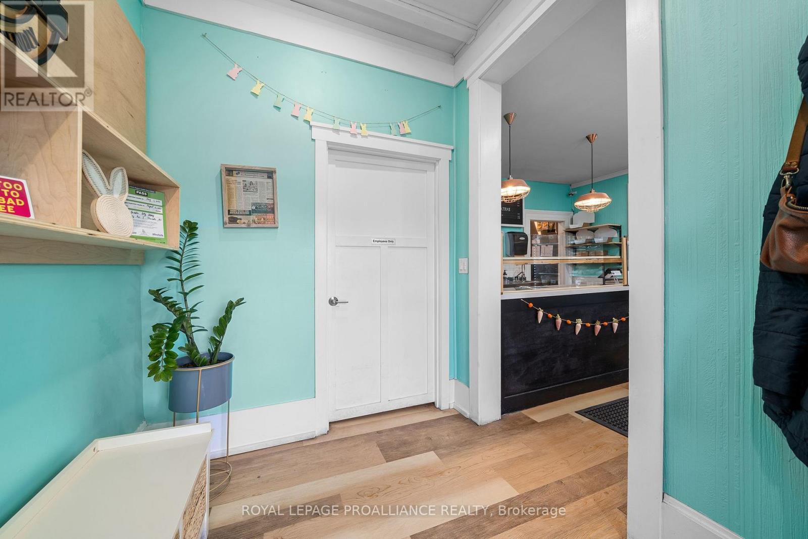 29 King Avenue E, Clarington (Newcastle), Ontario  L1B 1H3 - Photo 4 - E12165480