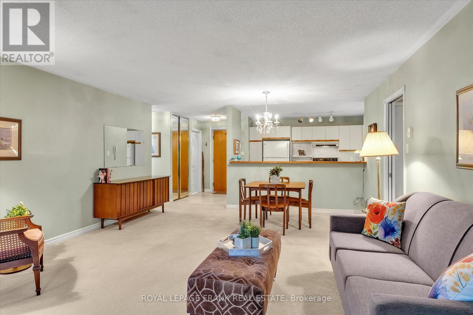 4 - 695 Whitaker Street, Peterborough East (North), Ontario  K9H 7K3 - Photo 12 - X12165691