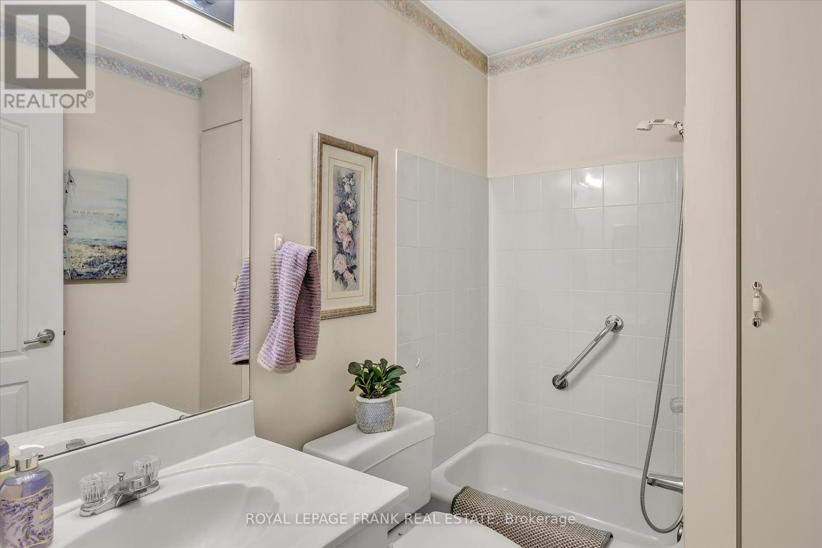 4 - 695 Whitaker Street, Peterborough East (North), Ontario  K9H 7K3 - Photo 20 - X12165691