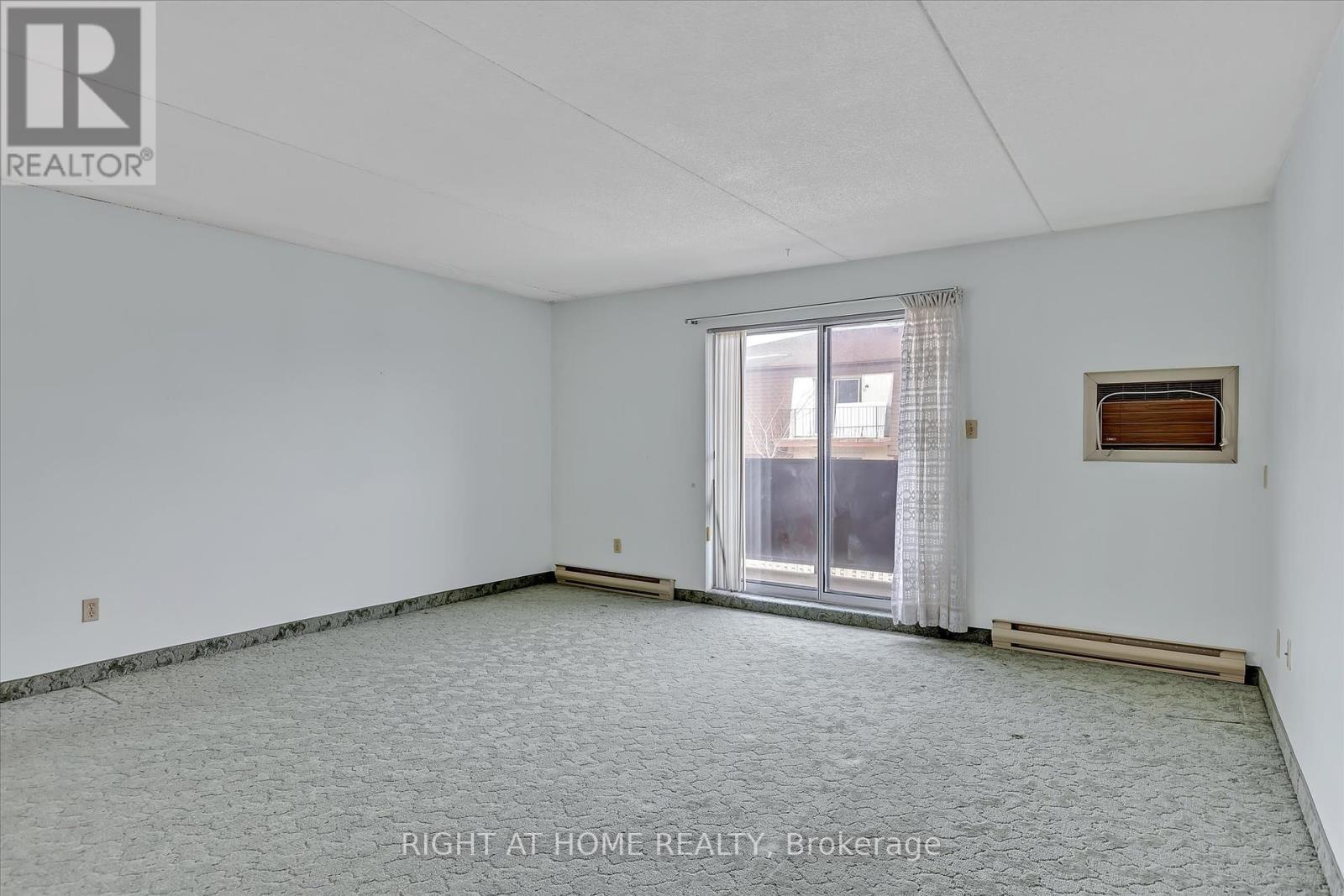 208 - 795 Sherbrooke Street, Peterborough West (North), Ontario  K9J 2R2 - Photo 12 - X12165777