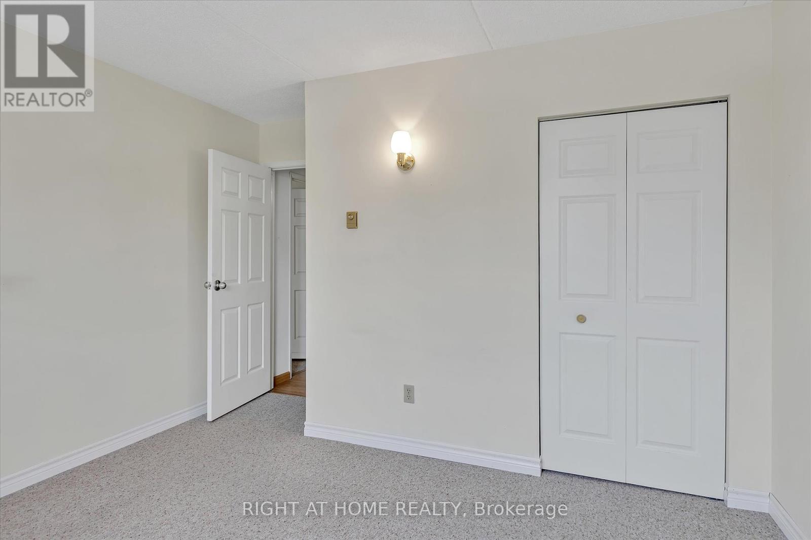 208 - 795 Sherbrooke Street, Peterborough West (North), Ontario  K9J 2R2 - Photo 32 - X12165777