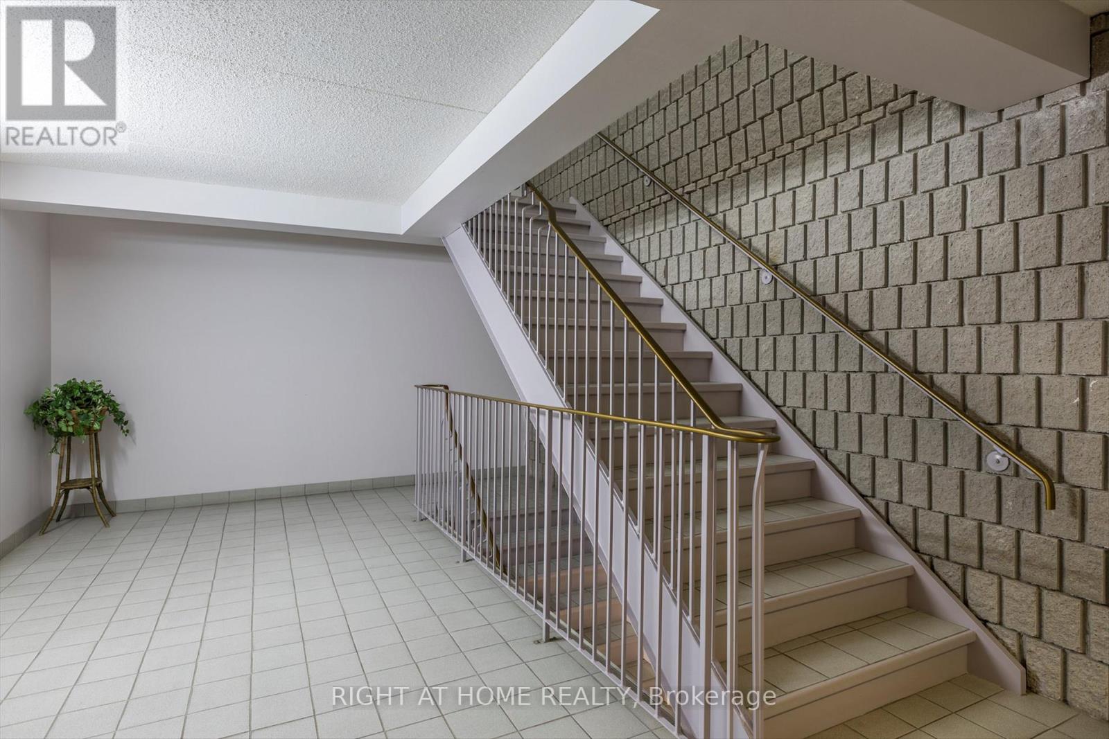 208 - 795 Sherbrooke Street, Peterborough West (North), Ontario  K9J 2R2 - Photo 40 - X12165777