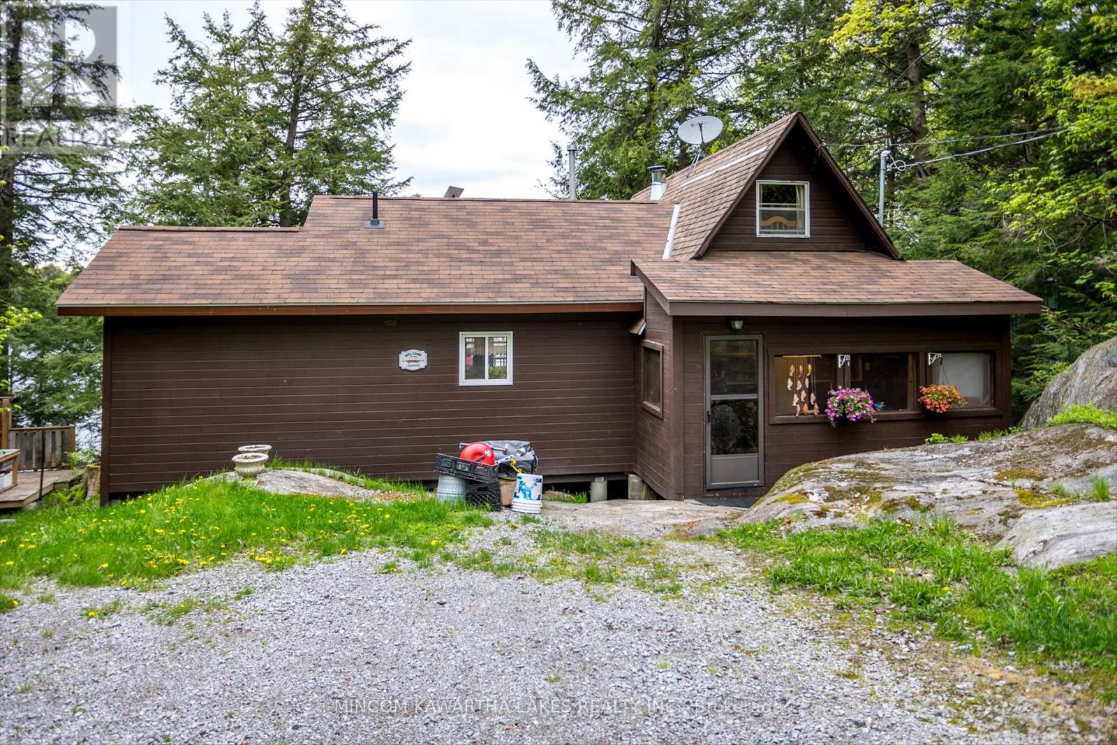 71 Fr 74a, North Kawartha, Ontario  K0L 1A0 - Photo 3 - X12165874