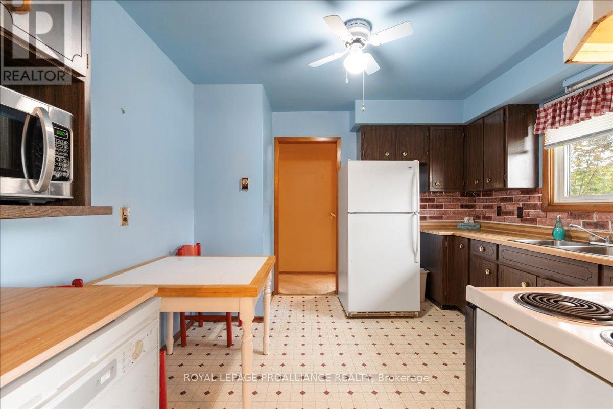 5 Tanner Road, Trent Hills (Campbellford), Ontario  K0L 1L0 - Photo 13 - X12166651